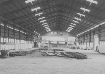 1982 新廠房落成。